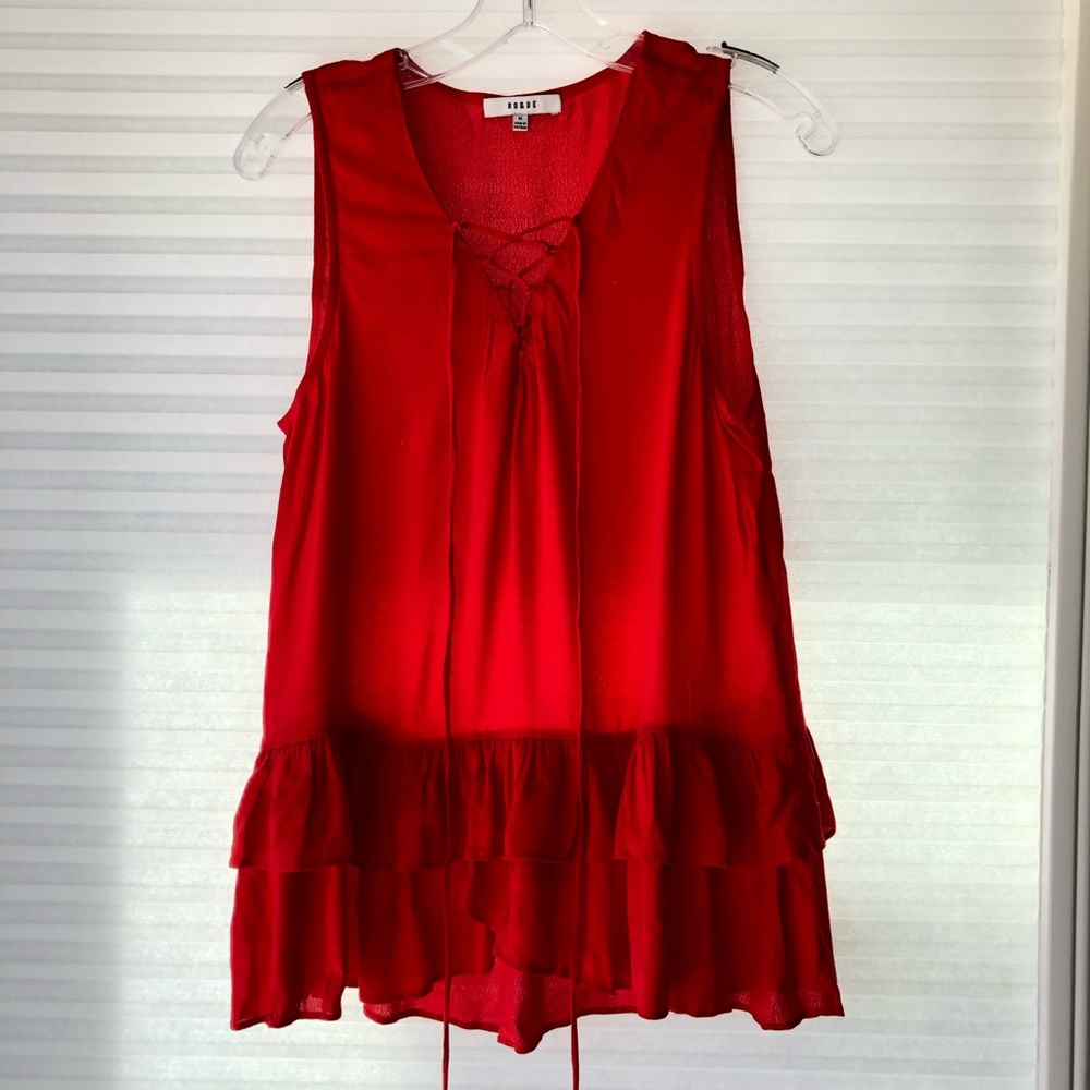 Ro & De sleeveless red top!